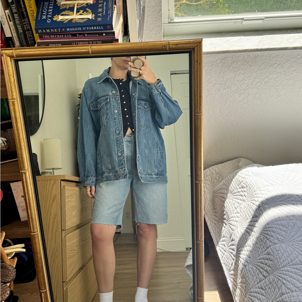 Abercrombie Women’s Oversized Blue Denim Jacket- Size Medium - Picture 4 of 16